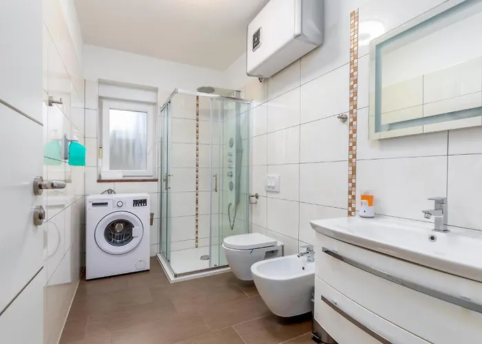 Beautiful In With Jacuzzi Vakantiehuis Pula