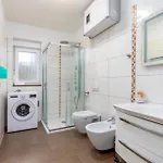 Beautiful In With Jacuzzi Сasa de vacaciones Pula